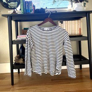 Parisian French Witchery Long Sleeve Linen Tee